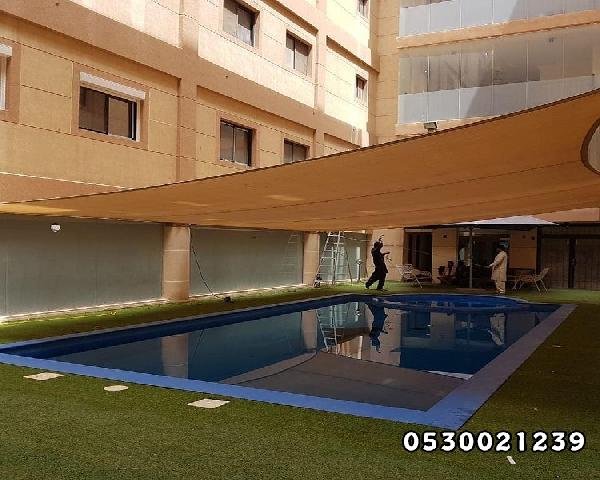 مظلات مسابح